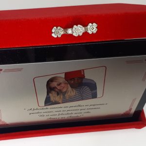 AAC<br> PLACA GRAVADA 15 X 9cm <br>EM ESTOJO CLÁSSICO