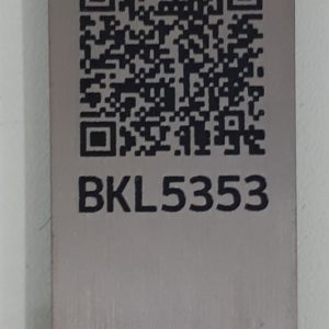 ACJ<br>PLACA DE AÇO INOXIDÁVEL<br> FOTOCORROSÃO <br> 4cm x 2cm<br> 50 unidades